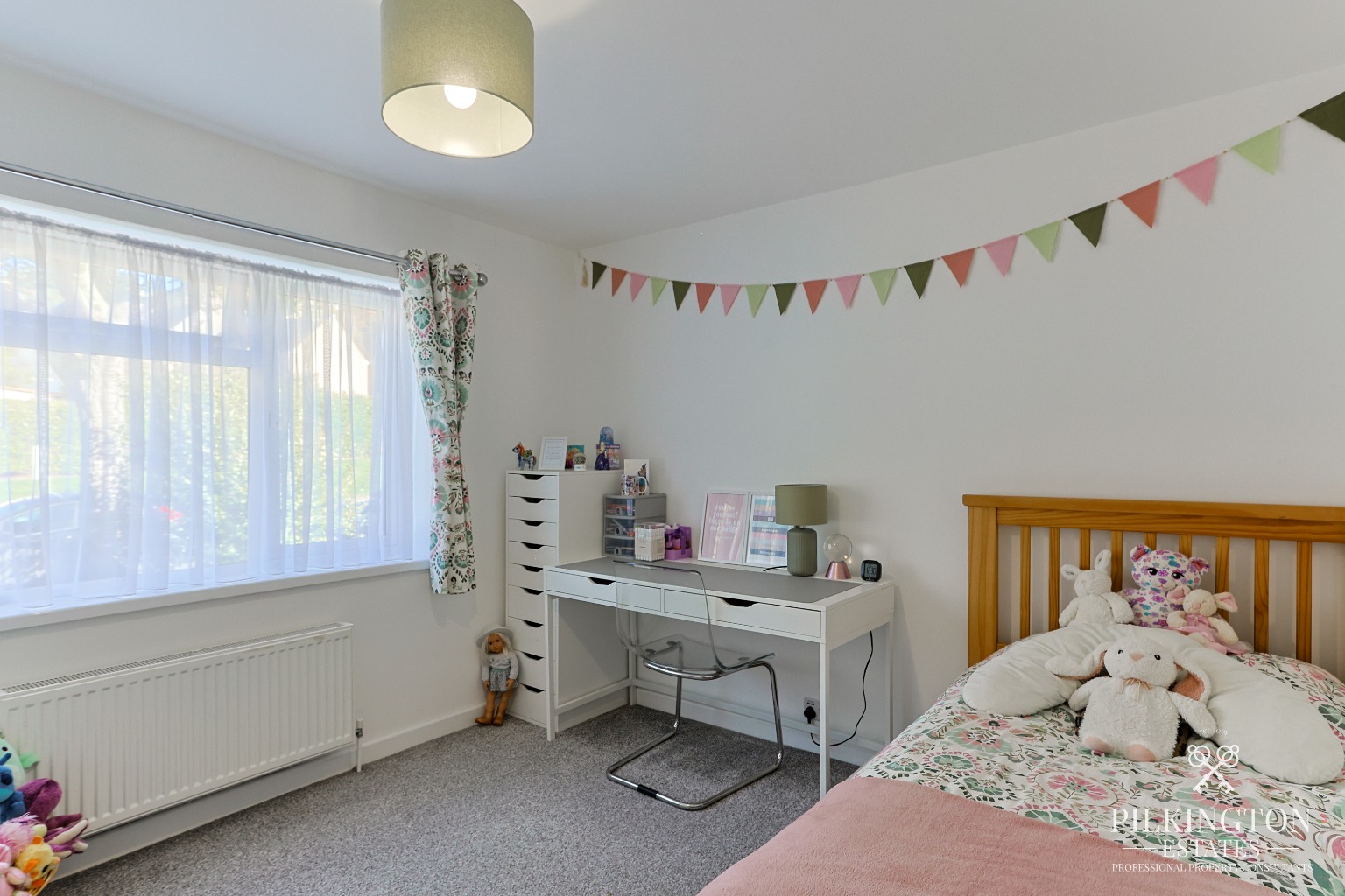 Well-Presented Three-Bedroom Home with modern kitchen, stylish family bathroom & Landscaped Gardens Property image 11