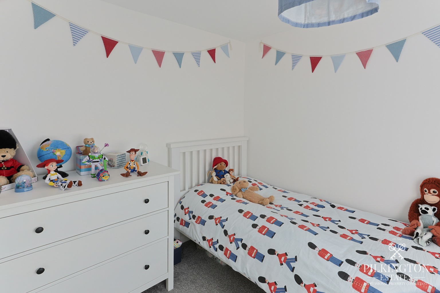 Well-Presented Three-Bedroom Home with modern kitchen, stylish family bathroom & Landscaped Gardens Property image 13