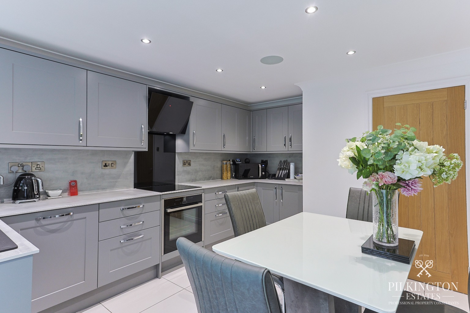 Refurbished to a High Standard with Modern Kitchen, Utility Room & Off-Street Parking Property image 6