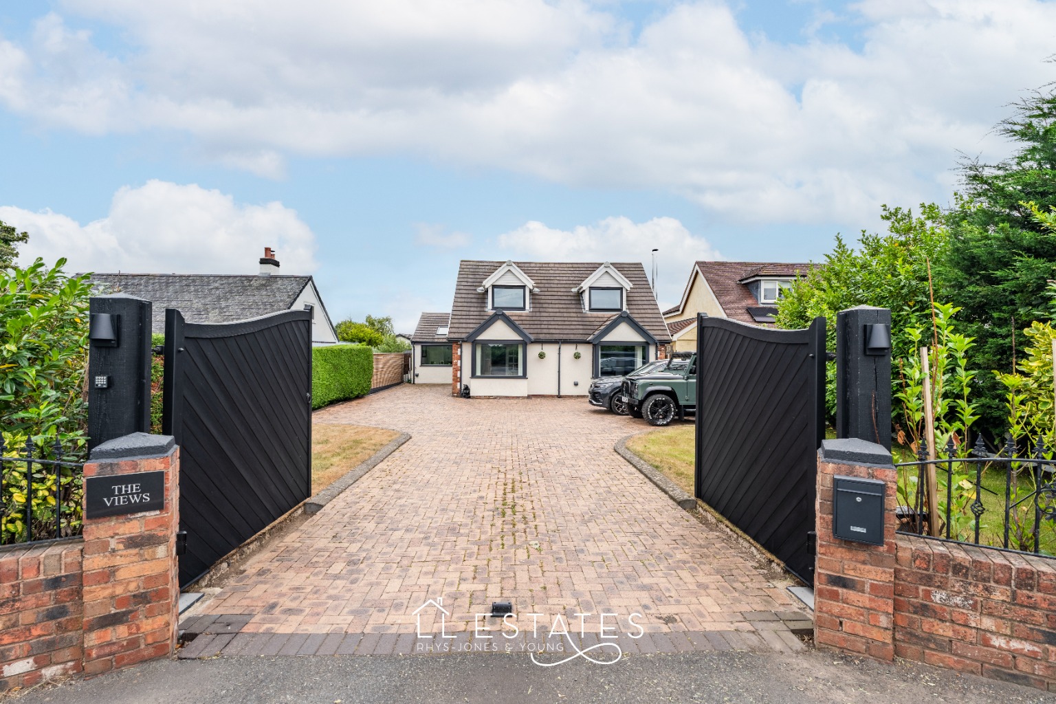 Well proportioned and fully renovated 4 bedroom home