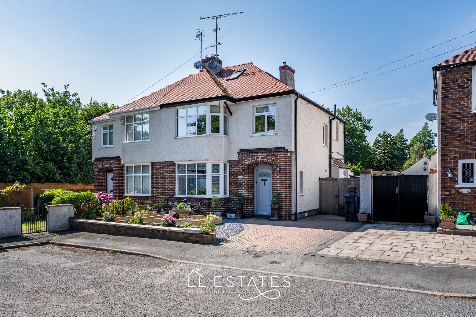 Three Bedroom, semi-detached in the heart of Prestatyn