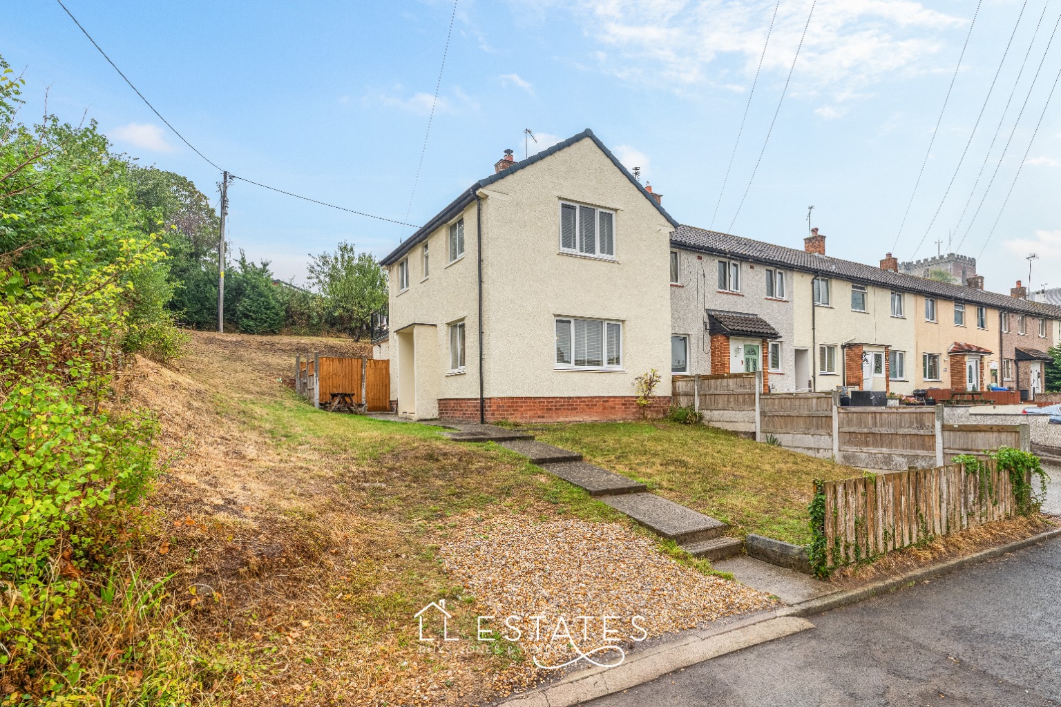 2 double bedroom home in St Asaph,