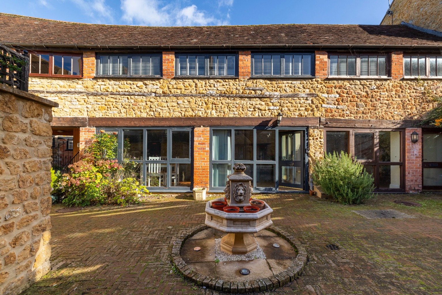 Whites Yard, Fore Street, Castle Cary