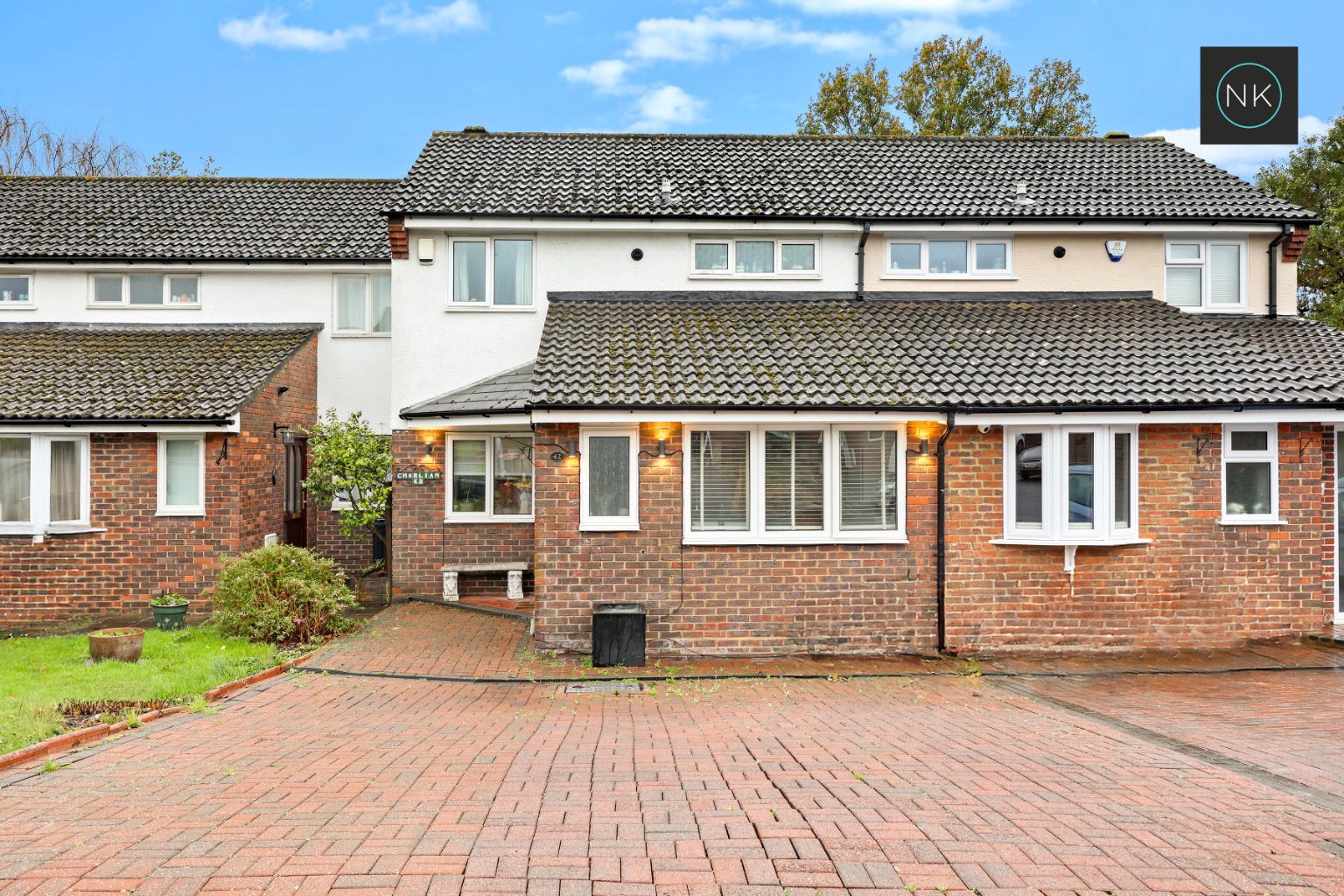 Owen Gardens, Woodford Green, Essex, IG8 8DJ