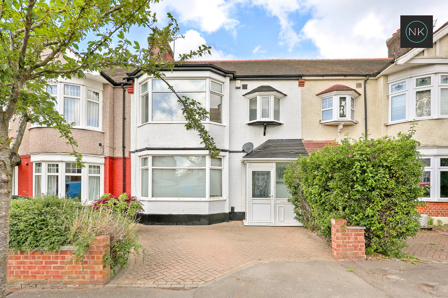 Bushey Avenue, South Woodford, London, E18 2DS