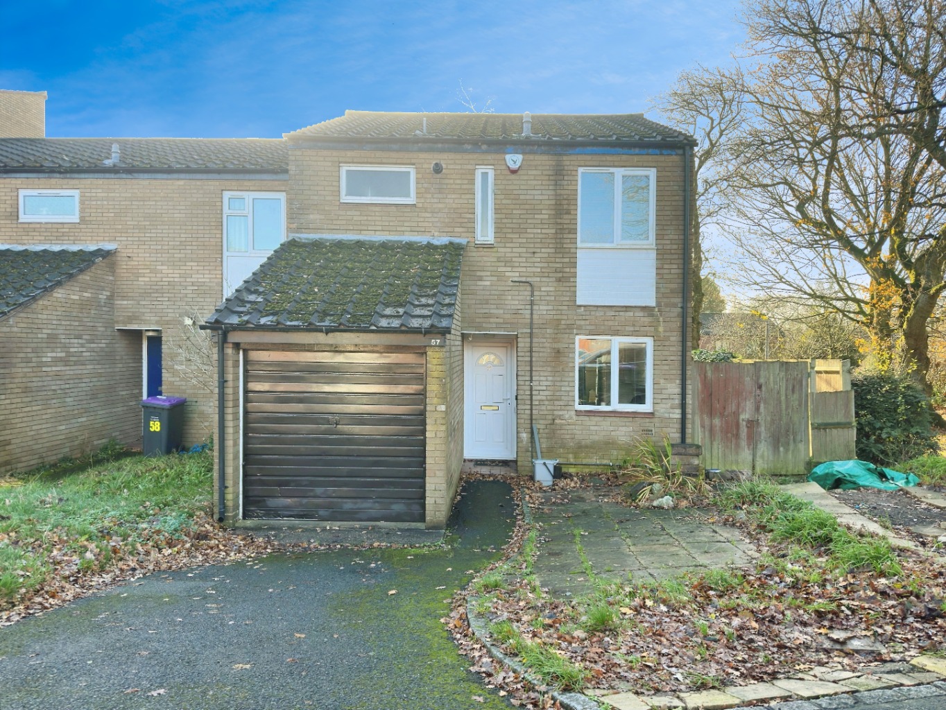 Spacious Three Bedroom End-Terrace House in Doddington, with No Upward Chain