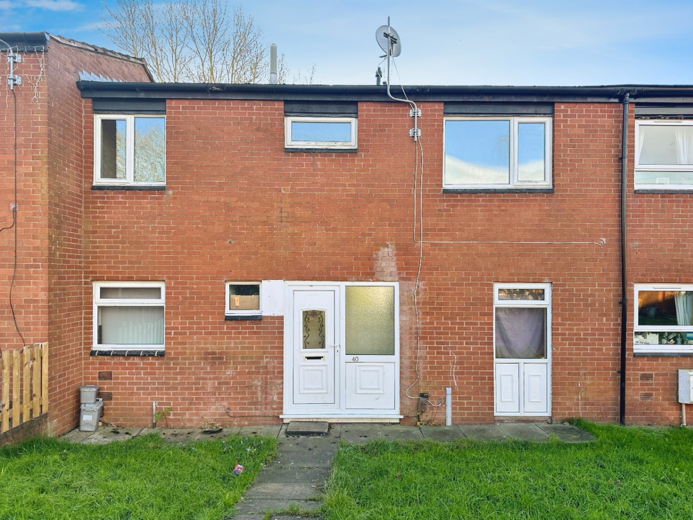 Spacious Terraced House in Bishopdale, Telford, Offering Refurbishment Potential