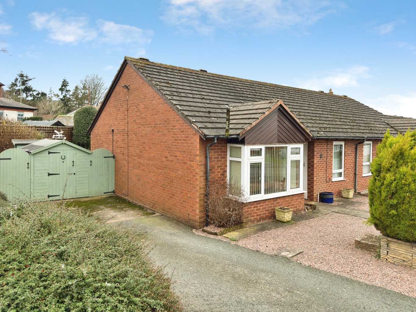 Delightful Two-Bedroom Bungalow in Wellington