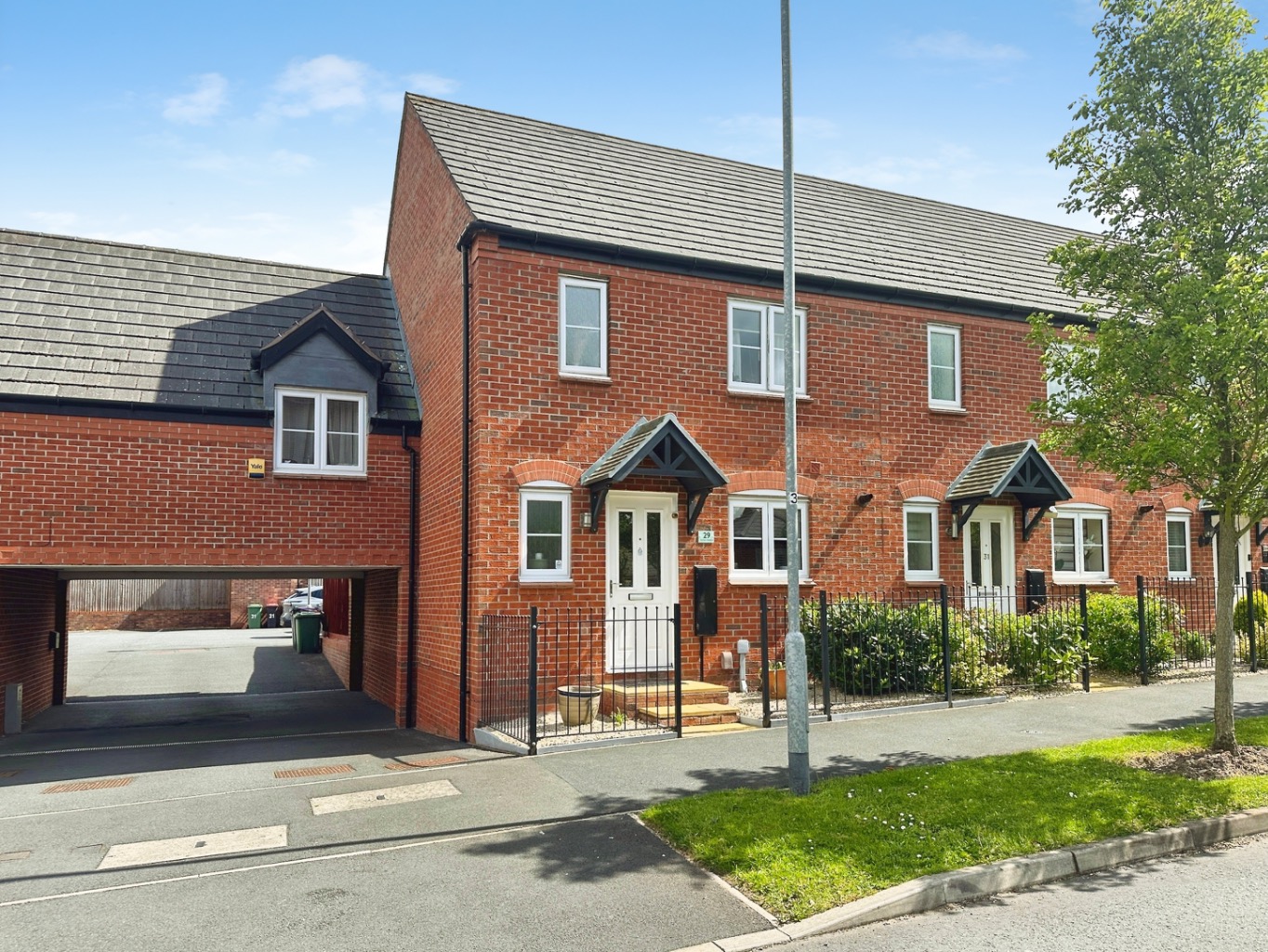 Delightful 3 Bed End-Terrace Home in Hadley, Shropshire