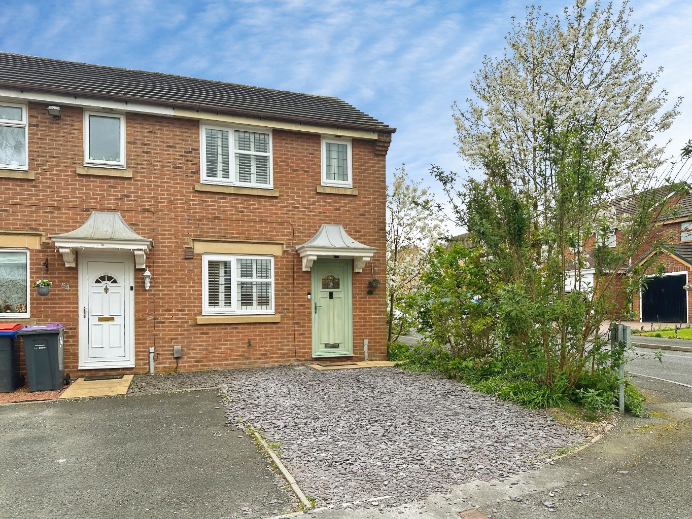 Modern Two Bedroom Semi-Detached Home in Popular Donnington Location