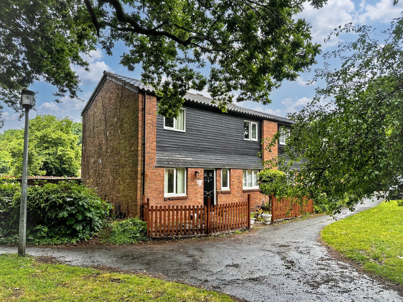 Modern Three Bed Semi-Detached Home in Ayr Close, Telford