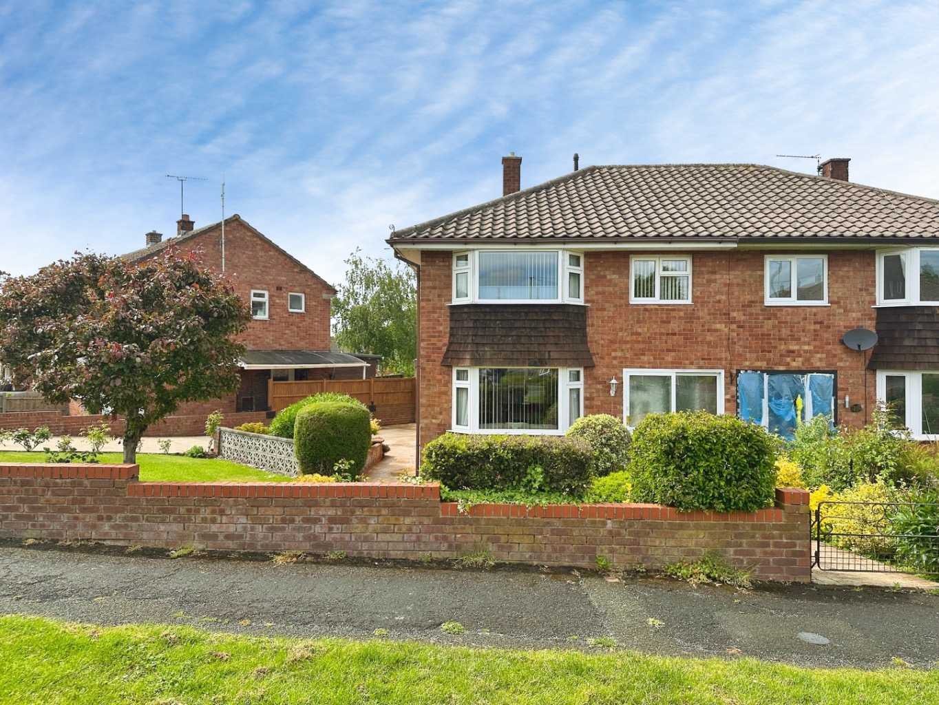 Spacious 3 Bed Semi-Detached Family Home in Wellington, Telford, Shropshire