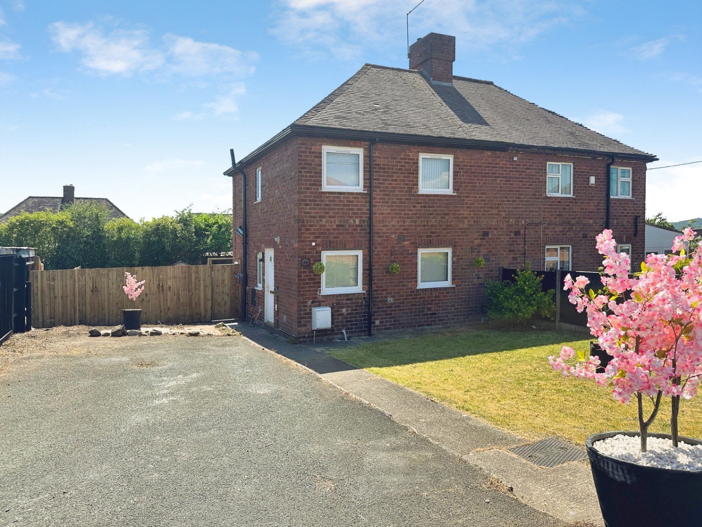 Newly Refurbished 3 Bed Semi-Detached Home in Overdale