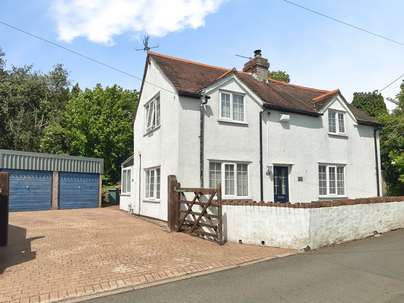Charming 3-Bed Character Cottage with Substantial Gardens in Overdale
