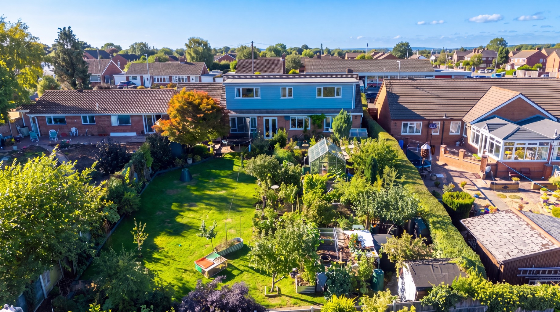 Expansive Five Bedroom Dormer Bungalow on Holly Road, Telford