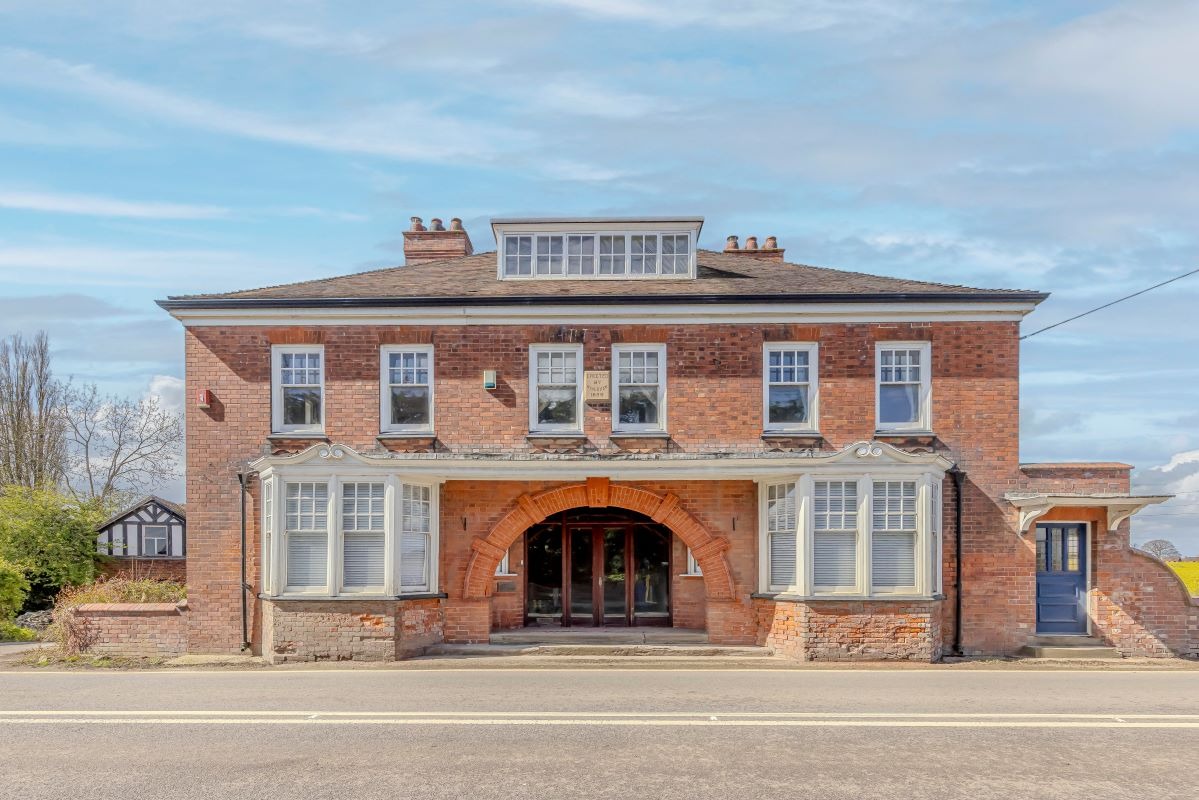 Victorian Detached Home in Westbury, Shropshire with Approx. 1 Acre