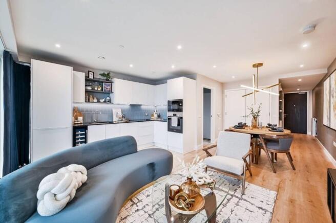 Luxury Three-Bedroom Apartment in Plumstead's Brand New Development