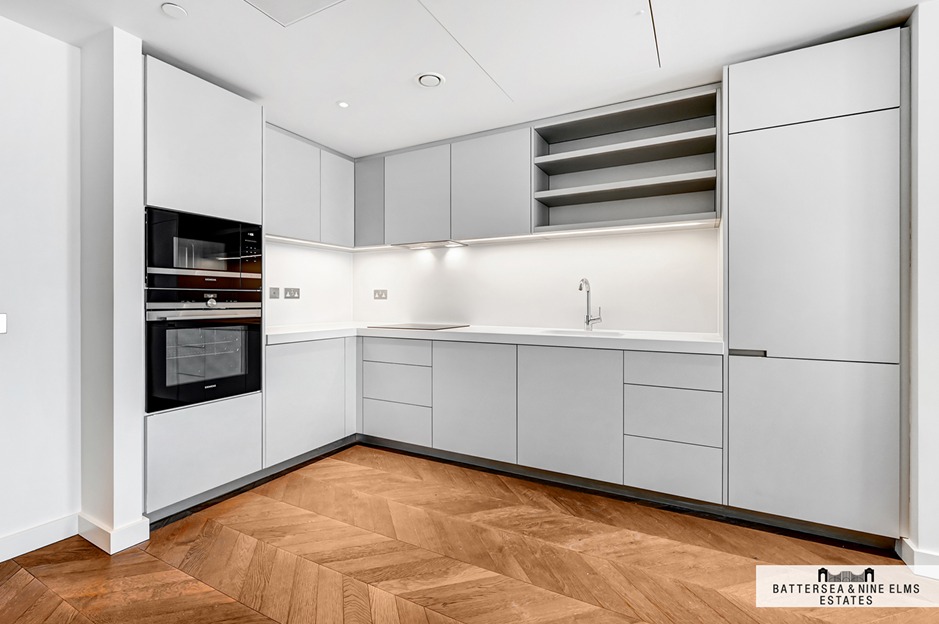 Luxury 2-Bed Apartment in Wilshire House, London Luxury 2-Bed Apartment in Wilshire House, London