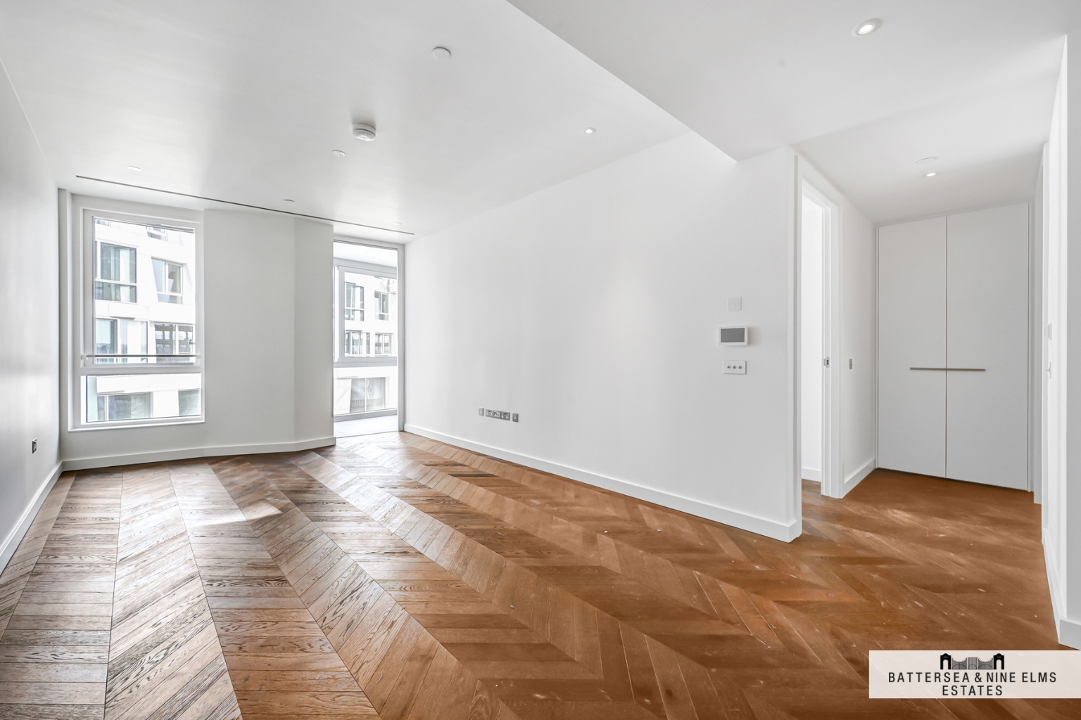 Luxury 2-Bed Apartment in Wilshire House, London Luxury 2-Bed Apartment in Wilshire House, London