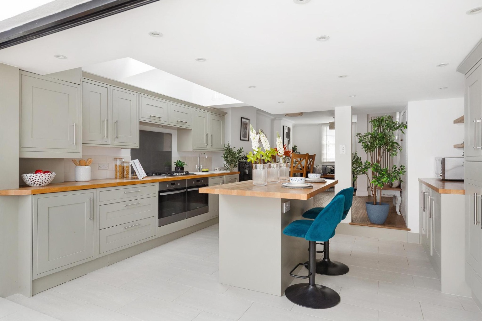 The Alberts, Richmond, TW10