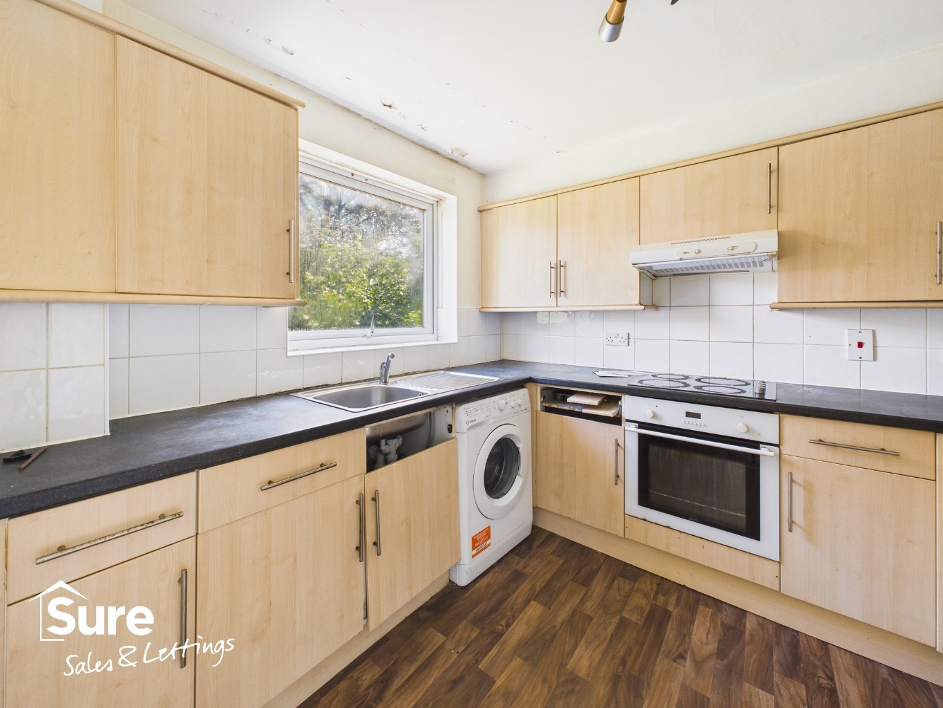 Spacious Two-Bedroom Flat in Desirable Woodhall Farm, Hemel Hempstead