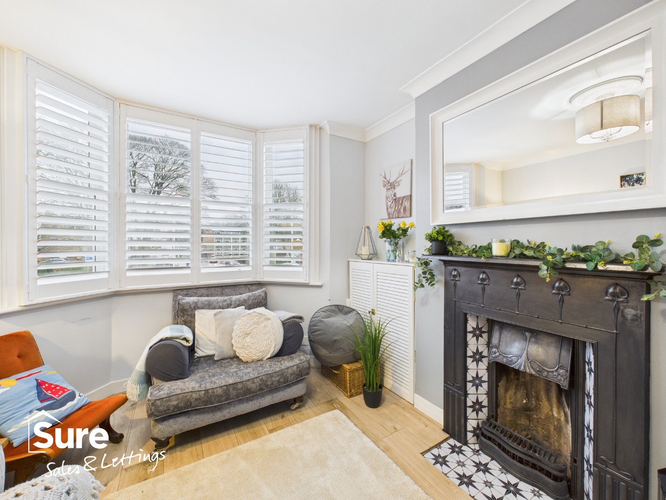 Welcoming Two Bedroom Home with Garden, Near Hemel Hempstead Town Centre