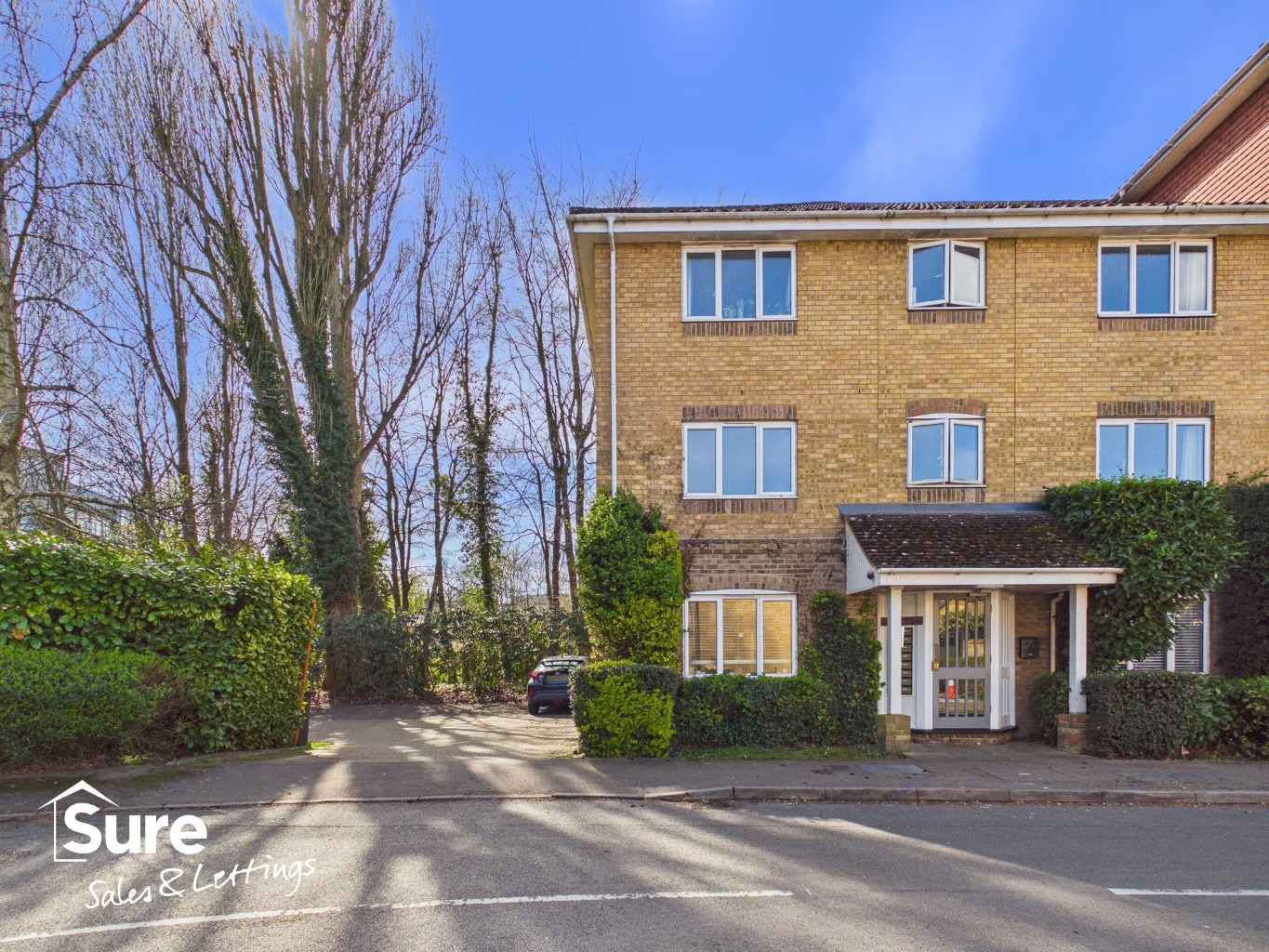 Two Bedroom Apartment with Views, Kingfisher Drive