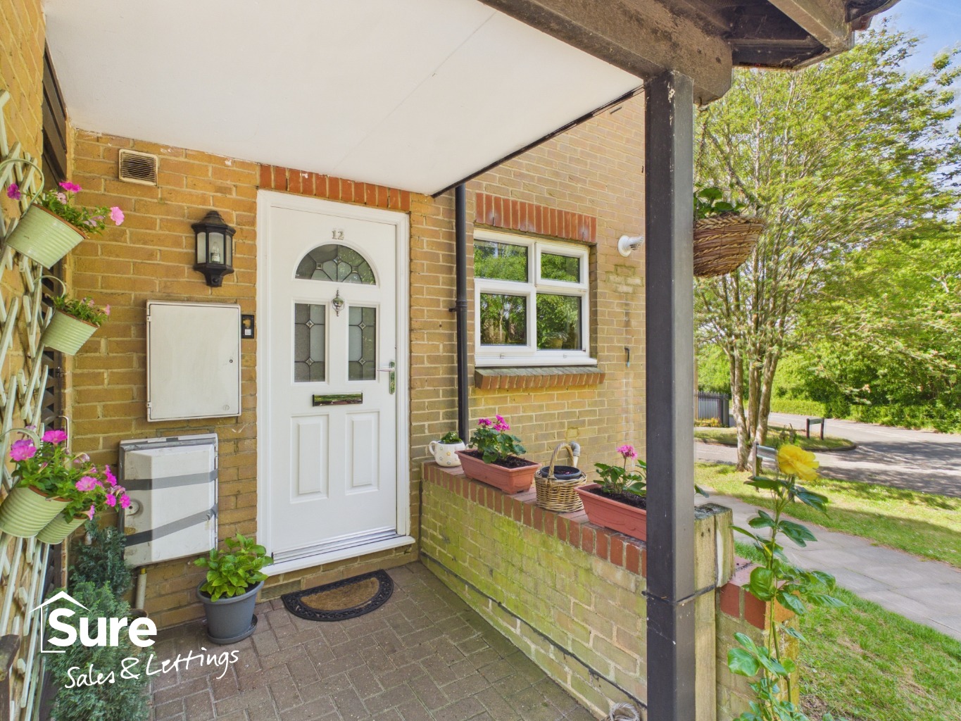 Beautifully Presented Ground Floor, One Bedroom Masionette in HP2