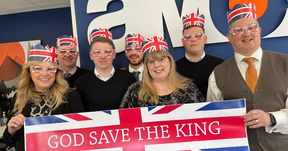 Who wears the Crown?