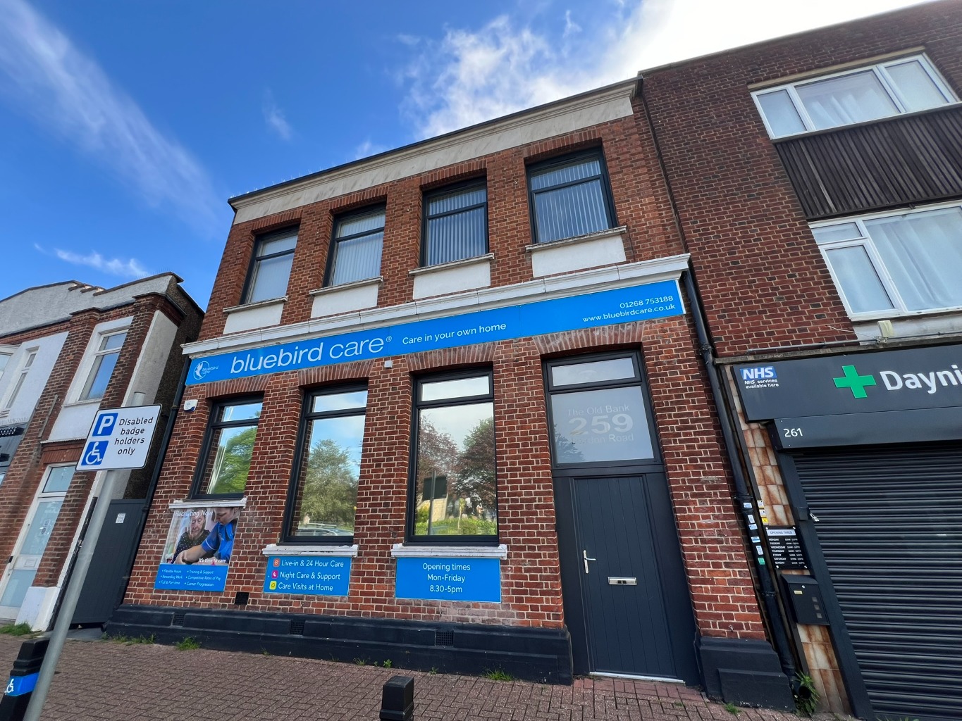 One Bedroom High Specification Top Floor Apartment