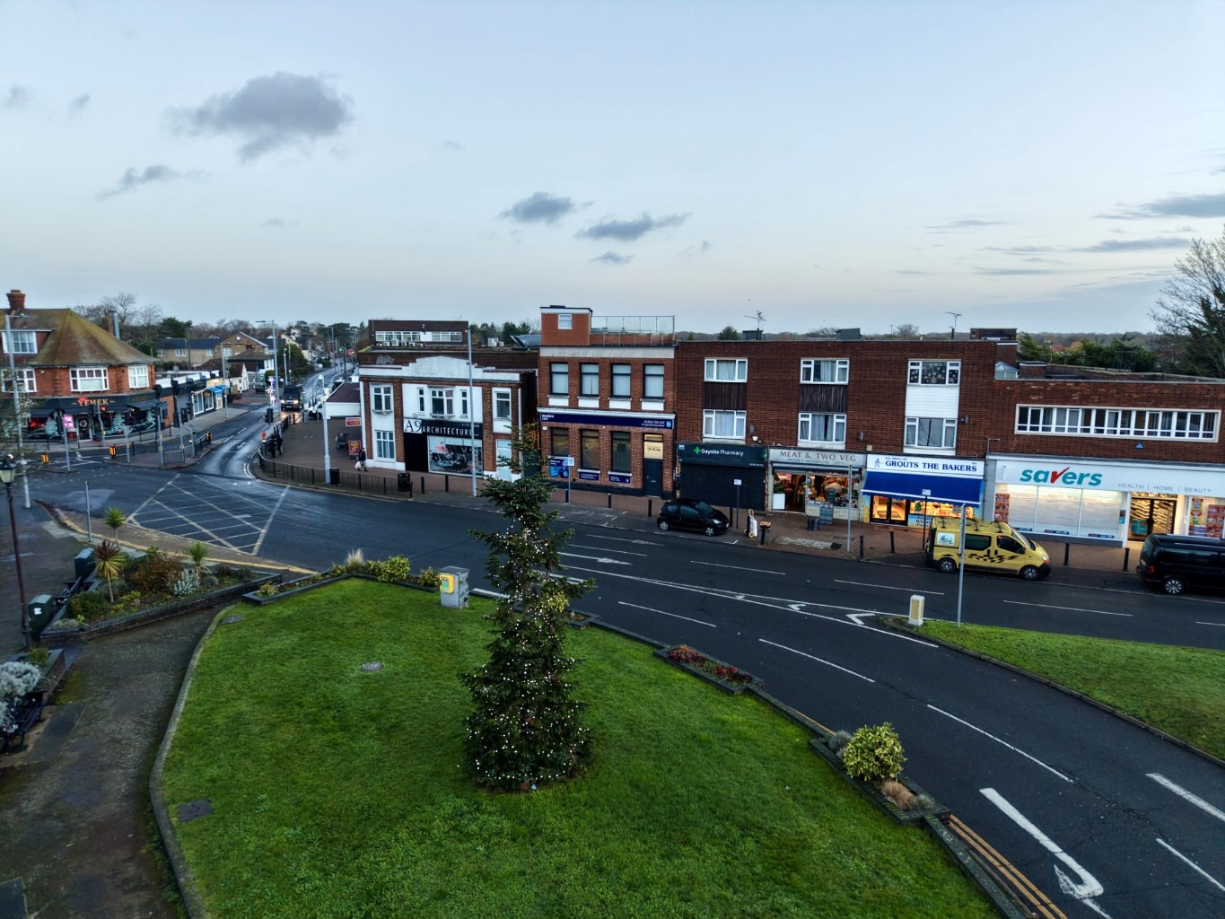 Mixed-Use Freehold Investment. Fully Refurbished with Strong Income. South Essex Mixed-Use Freehold Investment. Fully Refurbished with Strong Income. South Essex
