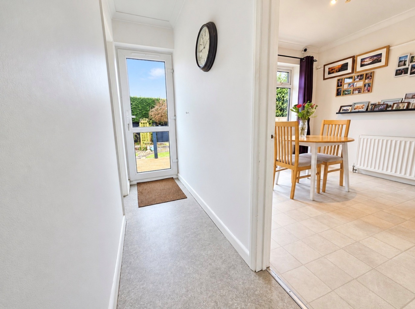 Main Road, Hawkwell, Hockley, Essex, SS5 4EH
