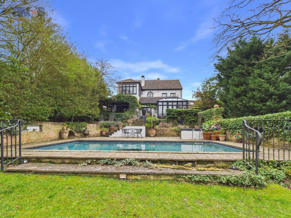 Four Bedroom Detached House