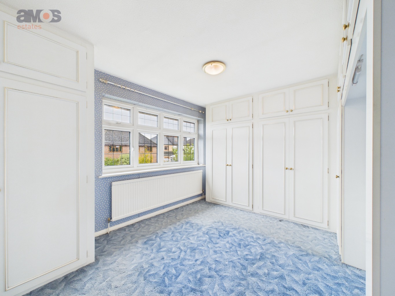Knivet Close, Rayleigh, Essex, SS6 8PD