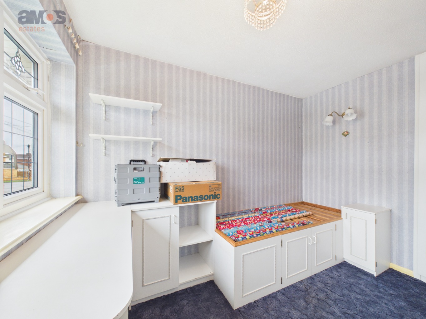 Knivet Close, Rayleigh, Essex, SS6 8PD