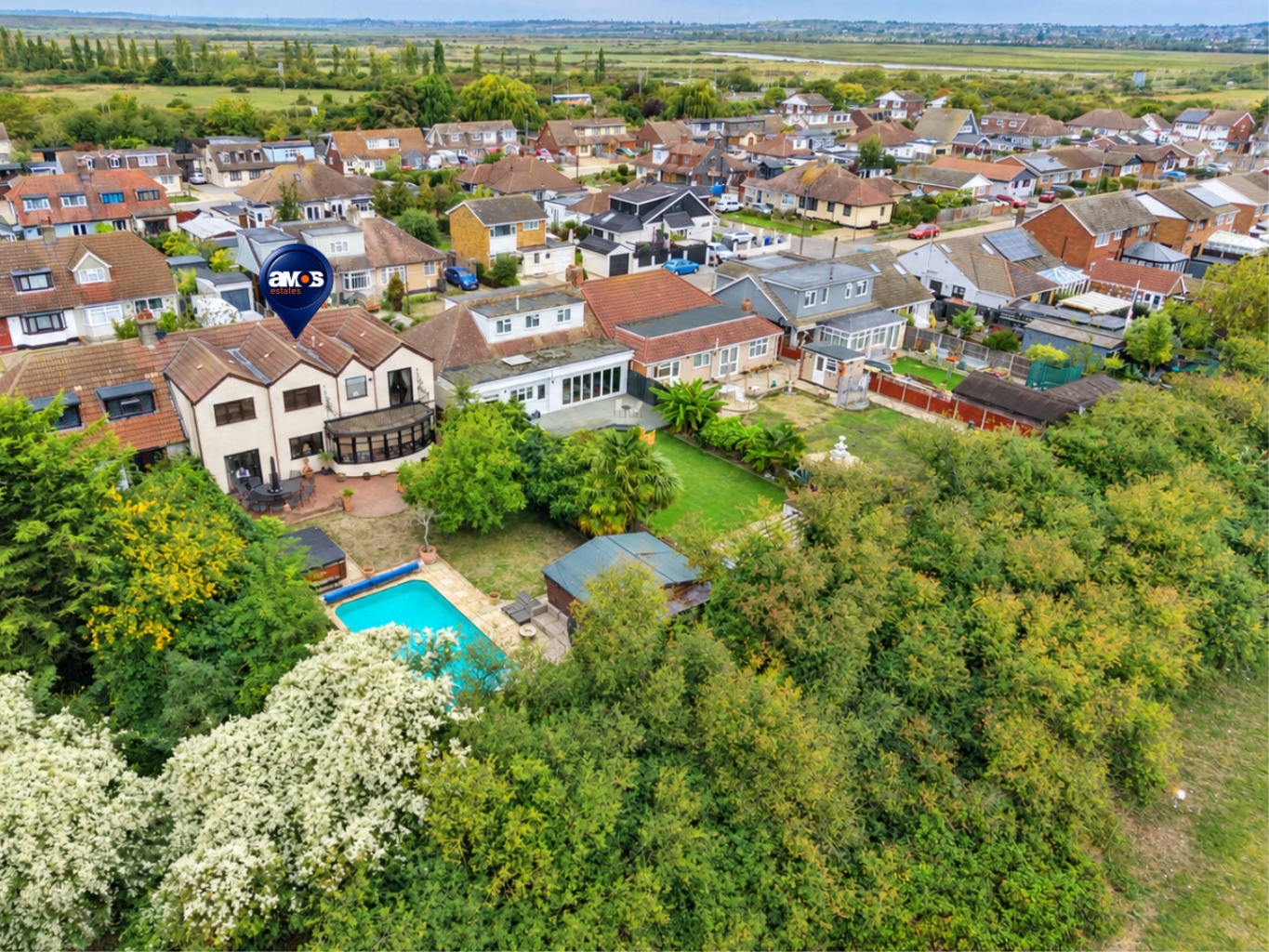 Limburg Road, Canvey Island, Essex, SS8 0QJ