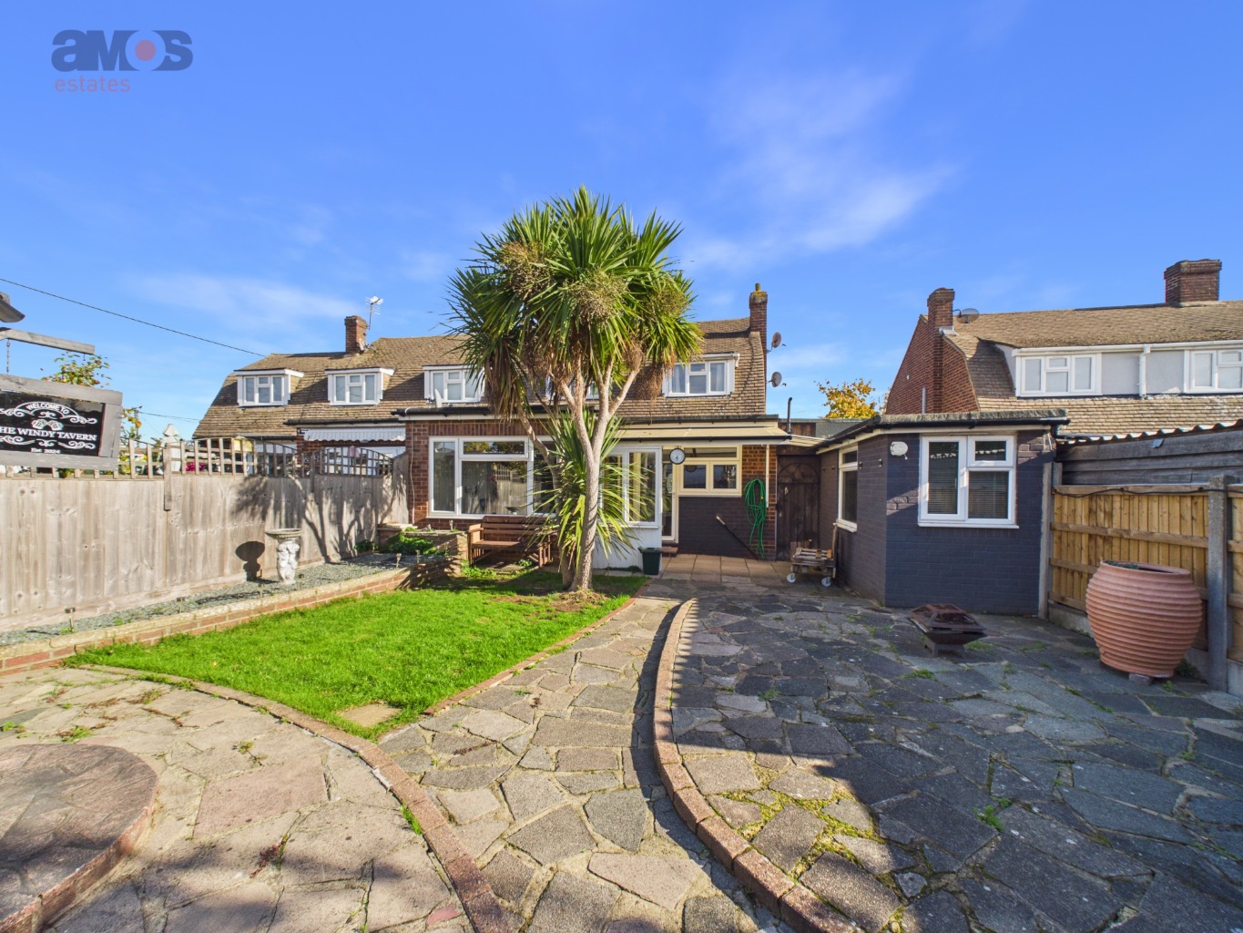 Ashingdon Road, Rochford, Essex, SS4 1TS