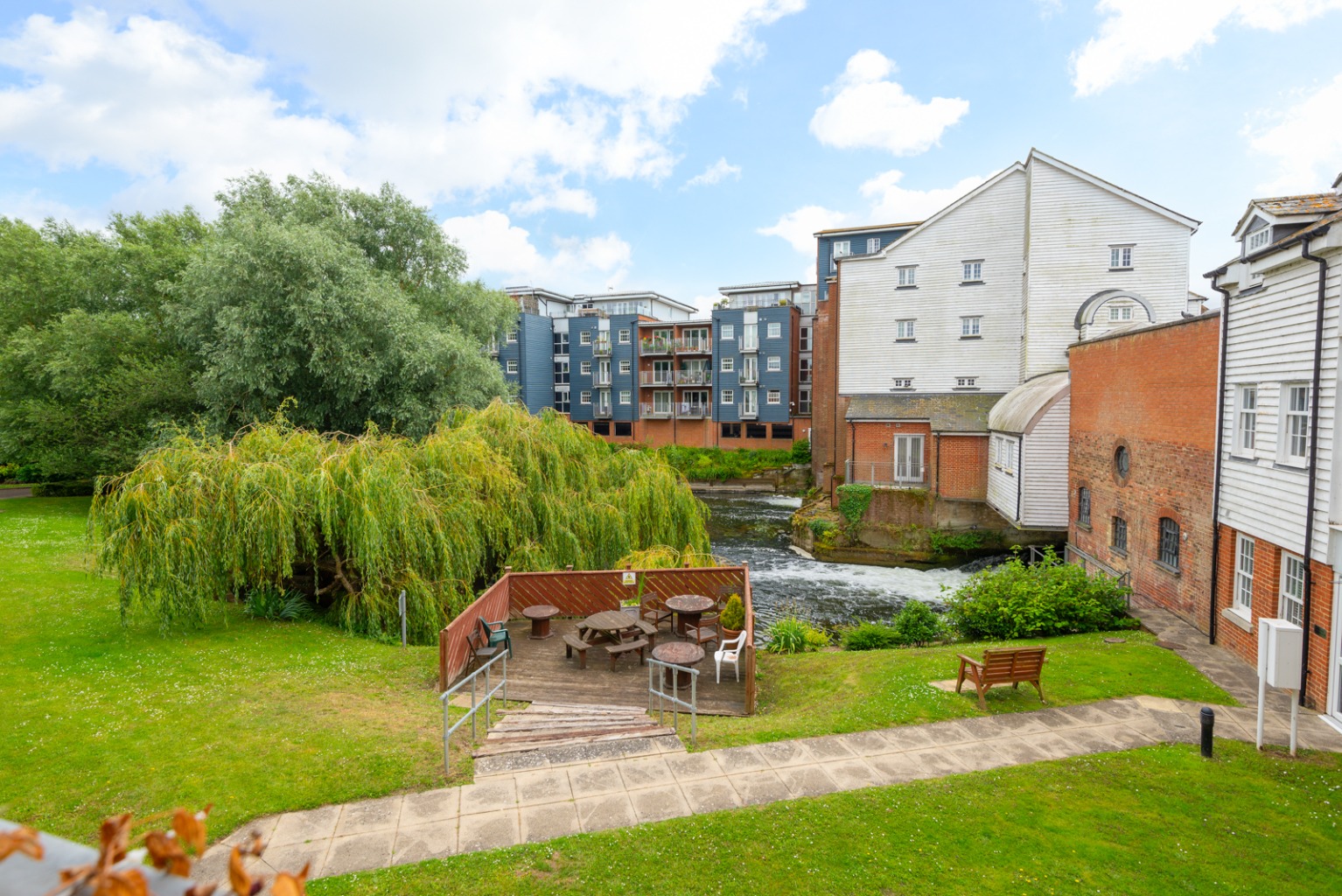 Waters Edge, Canterbury