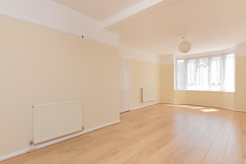 Hillside Avenue, Canterbury, Canterbury Property Let Agreed