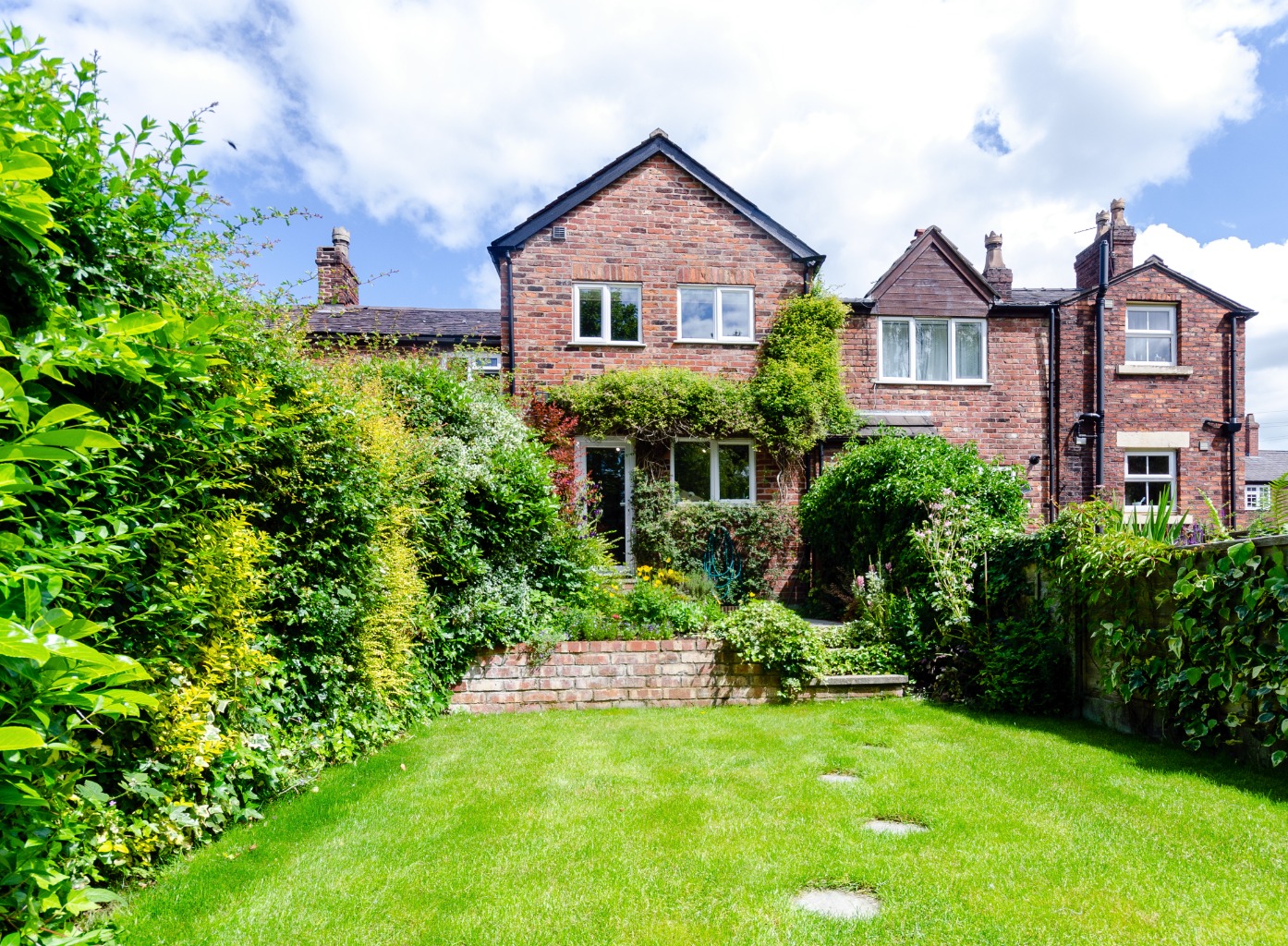 Park Lane, Poynton, Stockport, Cheshire, SK12 1RQ Lawler & Co.