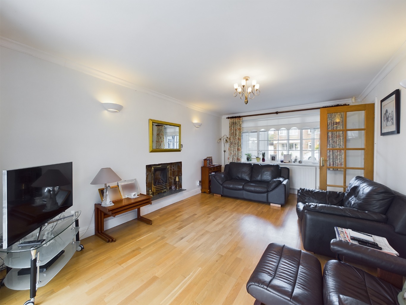 Elton Drive, Hazel Grove, Stockport, Cheshire, SK7 6EP Lawler & Co.