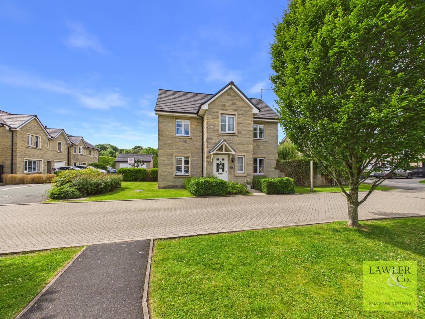 Welcome to this extremely well presented four-bedroom detached family home, ideally situated in a