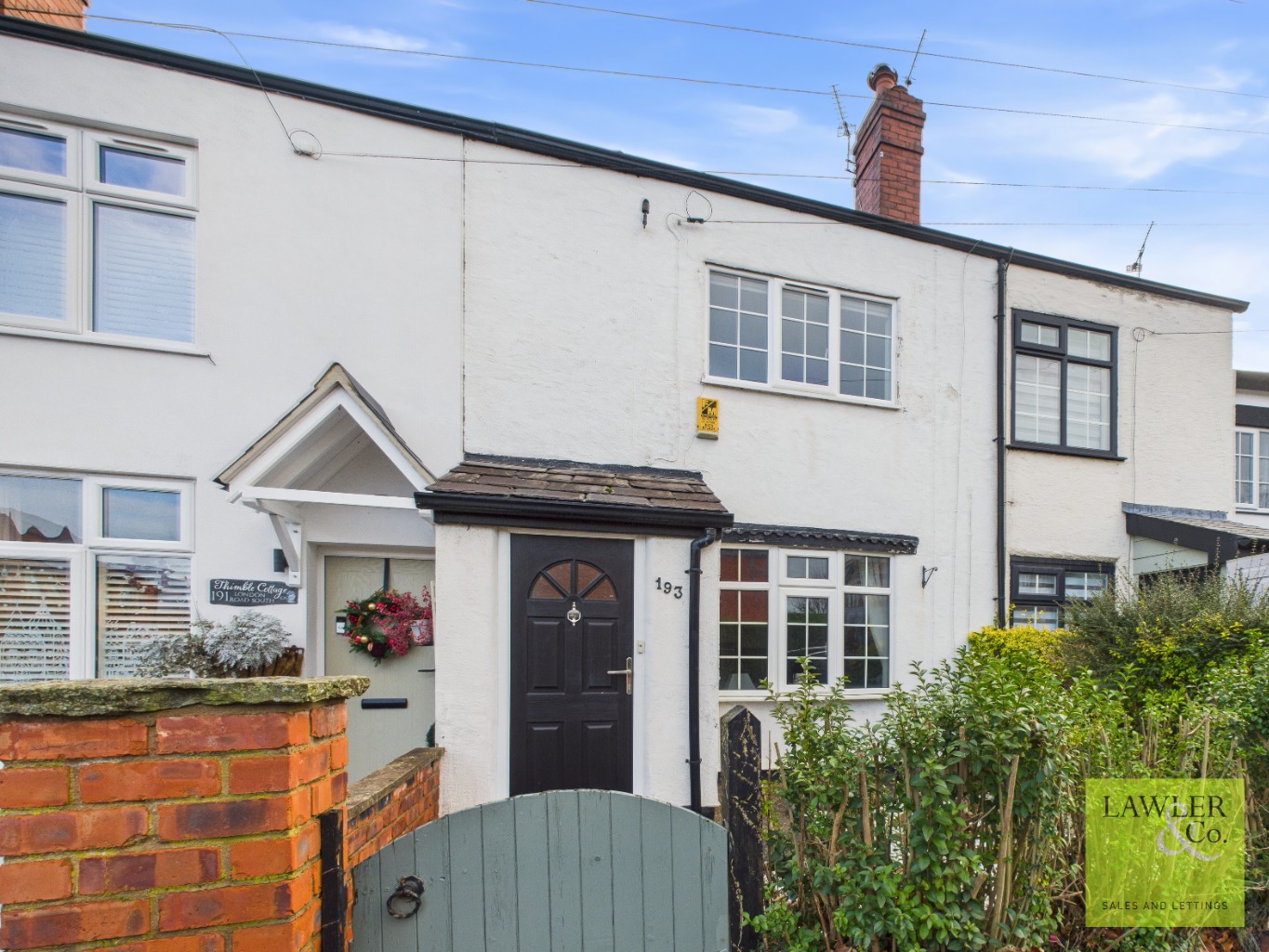 SPACIOUS TWO DOUBLE BEDROOM TERRACE- WITHIN CLOSE DISTANCE TO POYNTON CENTRE AND LOCAL AMENITIES