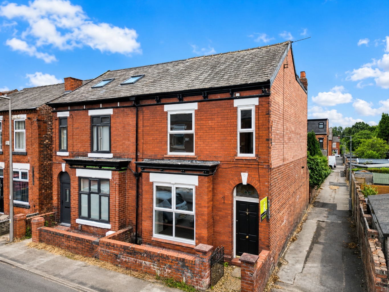 THREE BEDROOM SEMI DETACHED BEAUTIFULLY RENOVATED PERIOD PROPERTY WITH STUNNING ORIGINAL FEATURES