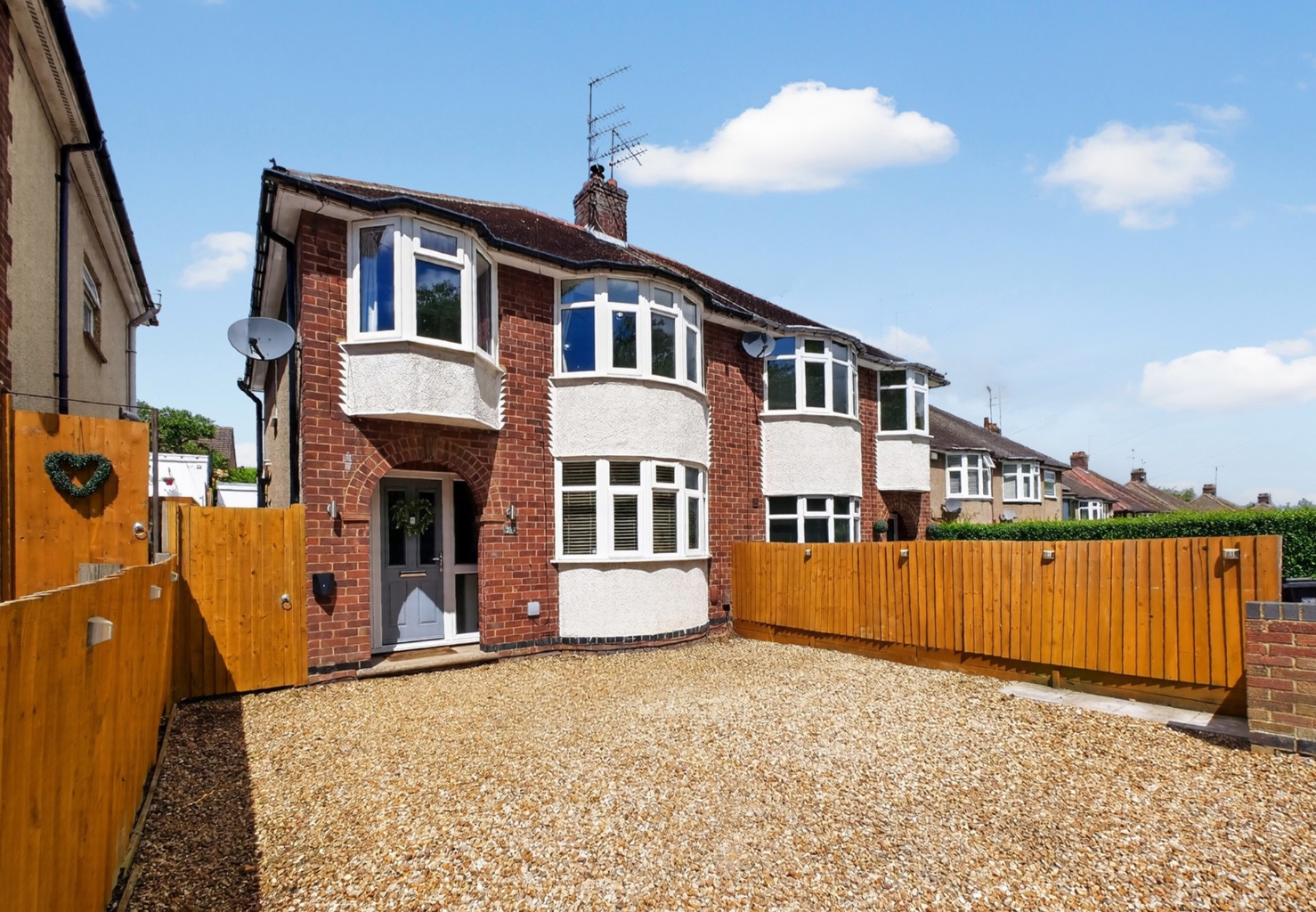 Beautifully Presented 1930s Semi-Detached Home with Garage & No Chain