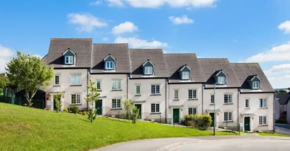 HMRC: Residential property transactions down 35.9%