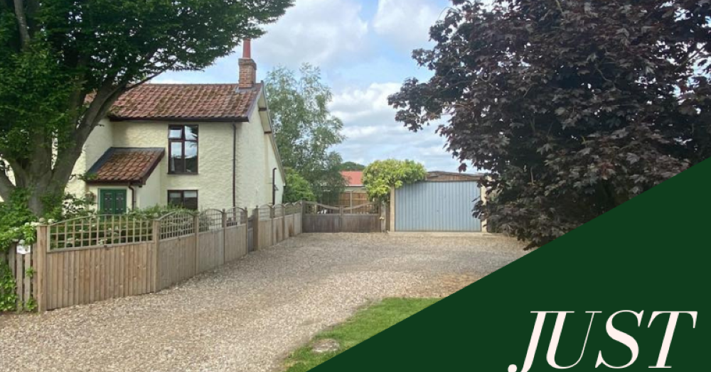Just reduced... A fantastic property situated on the edge of the village of Great Ellingham Just reduced... A fantastic property situated on the edge of the village of Great Ellingham