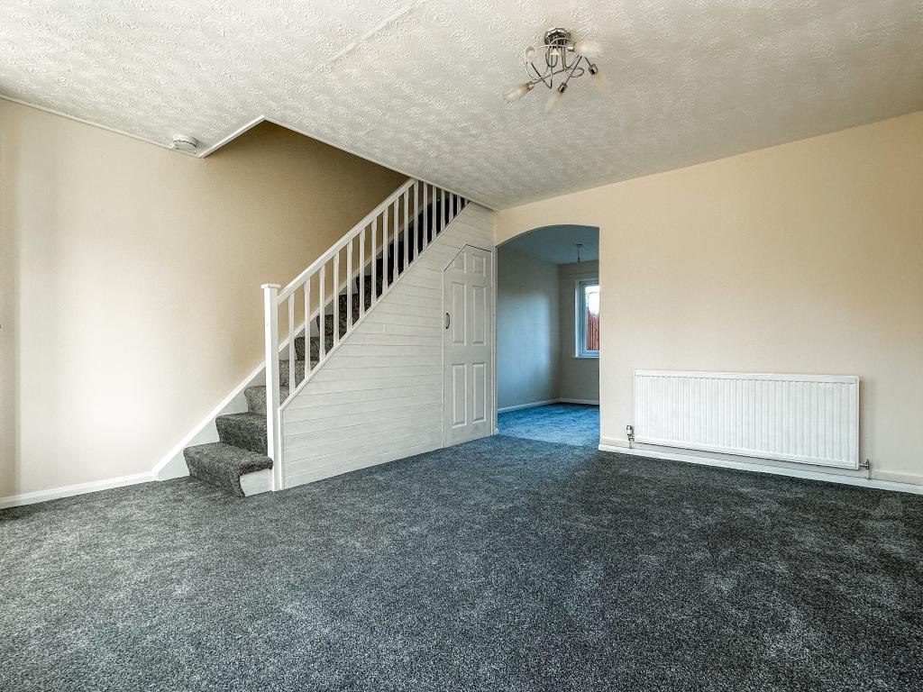 A fabulous link mid-terrace house, conveniently situated in the centre of town. property second image
