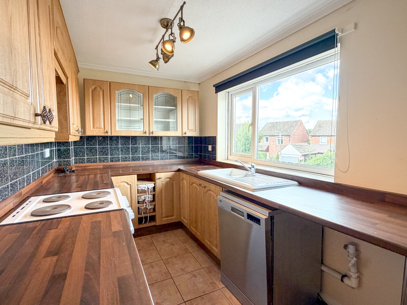 property fourth image