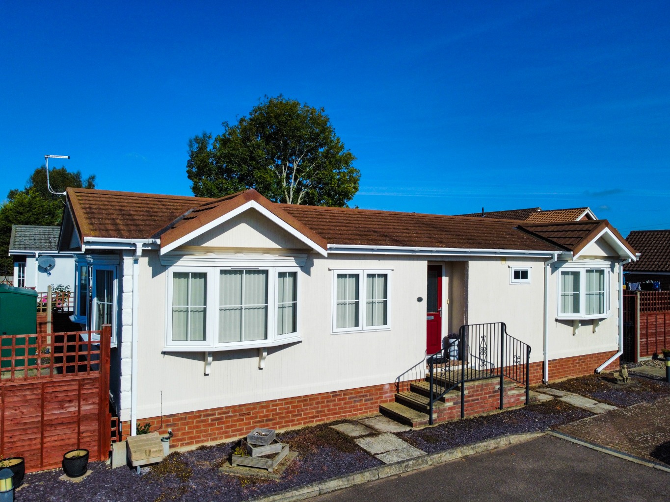 A Super Two-Bedroom Detached Park Home with Modern Interiors on the edge of Tingdene Development.